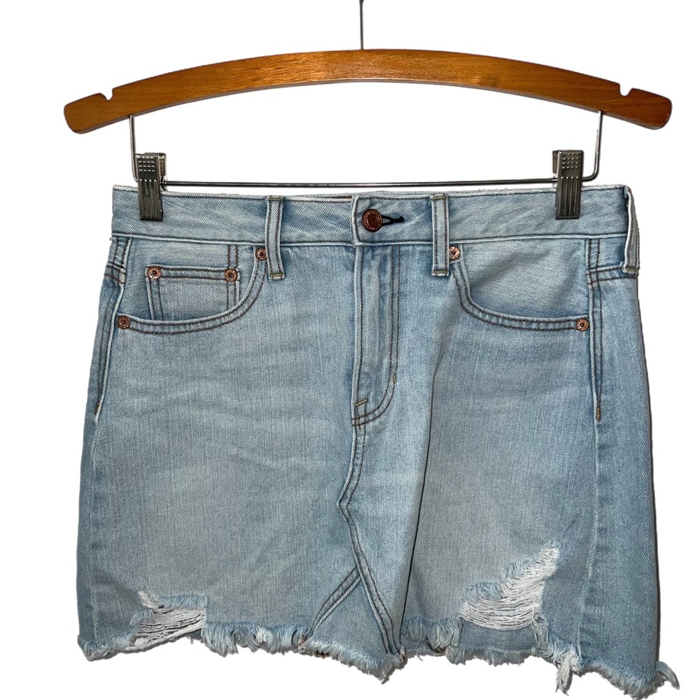 American Eagle Distressed Denim Jean Skirt D23